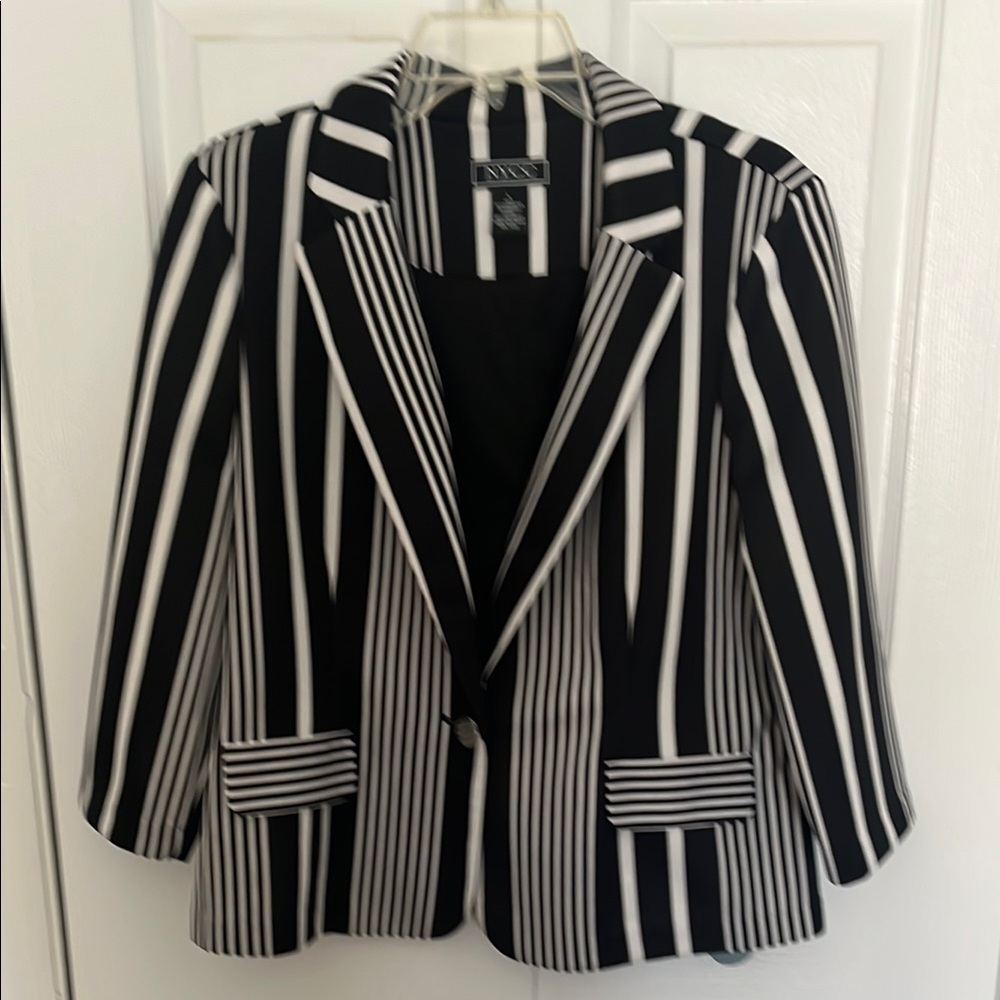 Nine West Black and White Striped Blazer